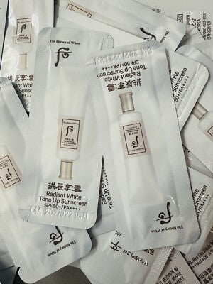 🌸 The History of Whoo

Radiant White Tone Up Sunscreen SPF 50+/PA++++ (1ml Trial Pack)-1 sachet