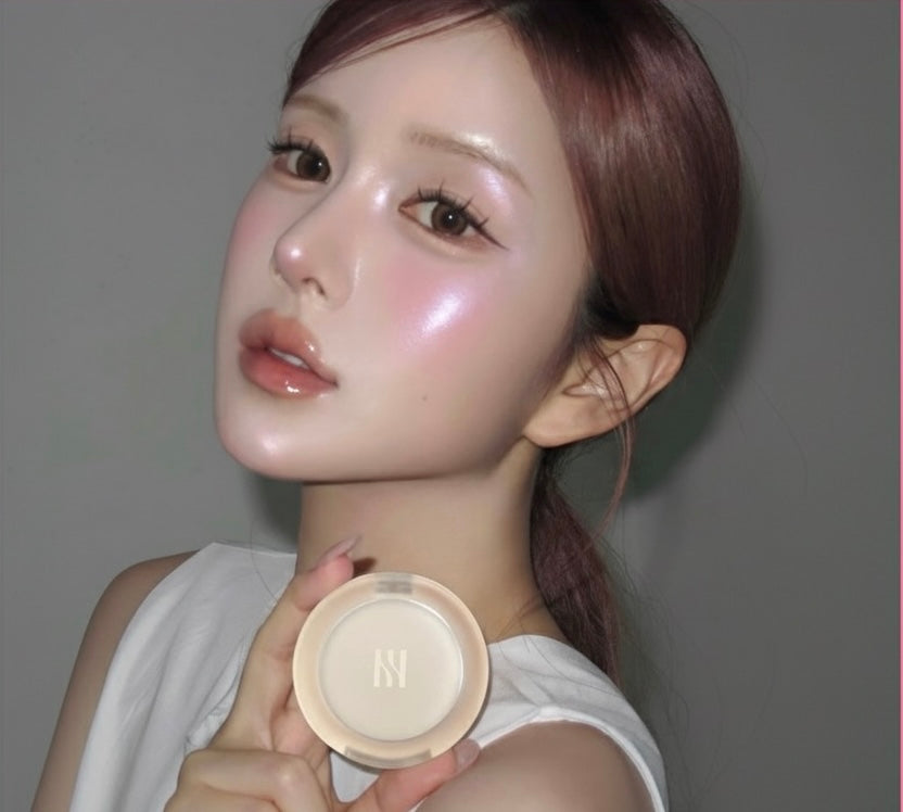 Hera Skin Radiant Glow Balm
Luminous Finish