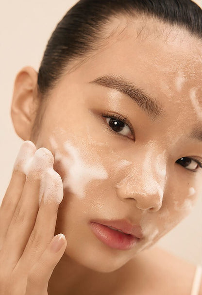 Sulwhasoo
GENTLE CLEANSING
FOAM
MOUSSE NETTOYANTE
DOUCEUR